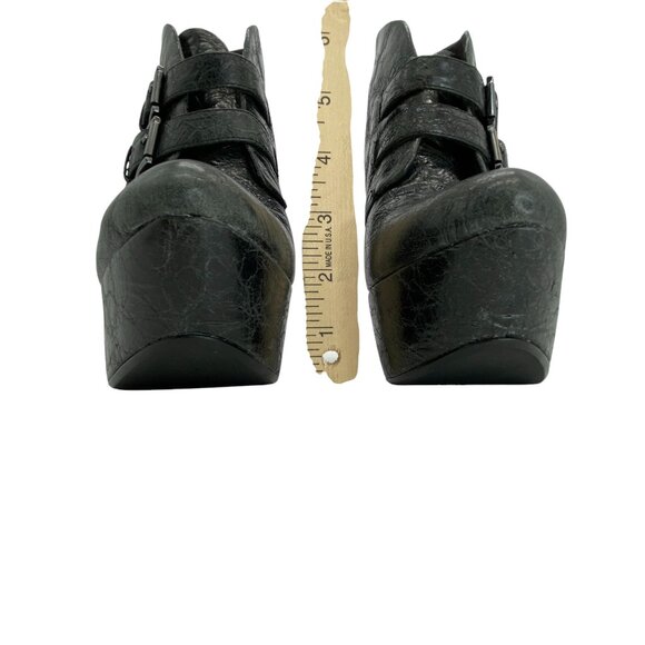 Mia Veda Platform Heels - Picture 11 of 14